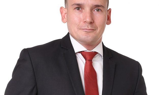 PATRIK ŠUBERT – Realitný maklér RE/MAX EXTRA